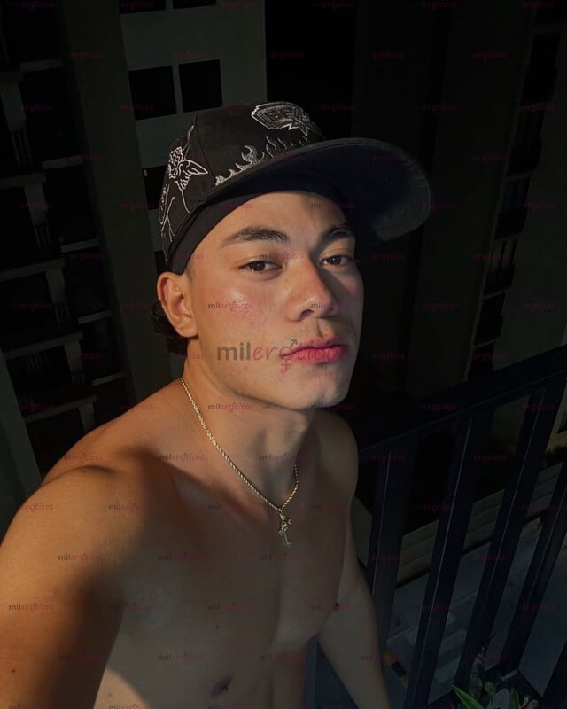 FOTOS DE LIAM REY MASAJES VIP PRIVADOS BOGOTÁ Y MÁS.