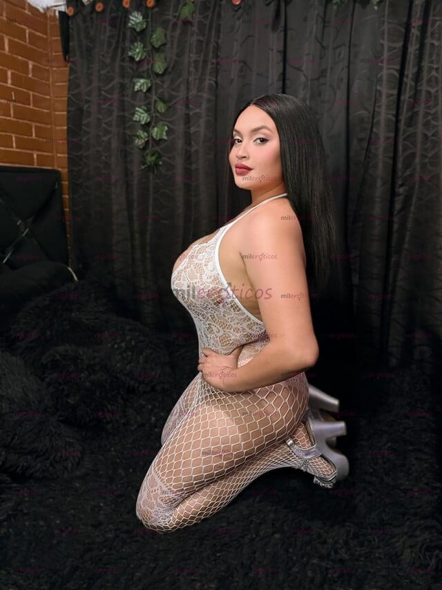 FOTOS DE CAMÍ, 21 AÑITOS ESPECTACULAR CON GRANDES TETAS RECIEN LLEGADA.