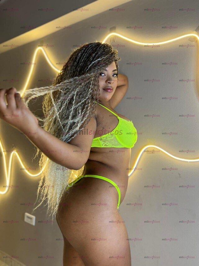 FOTOS DE ME LLAMO SOFÍA . SOY UNA CHICA CALIENTE Y HERMOSA