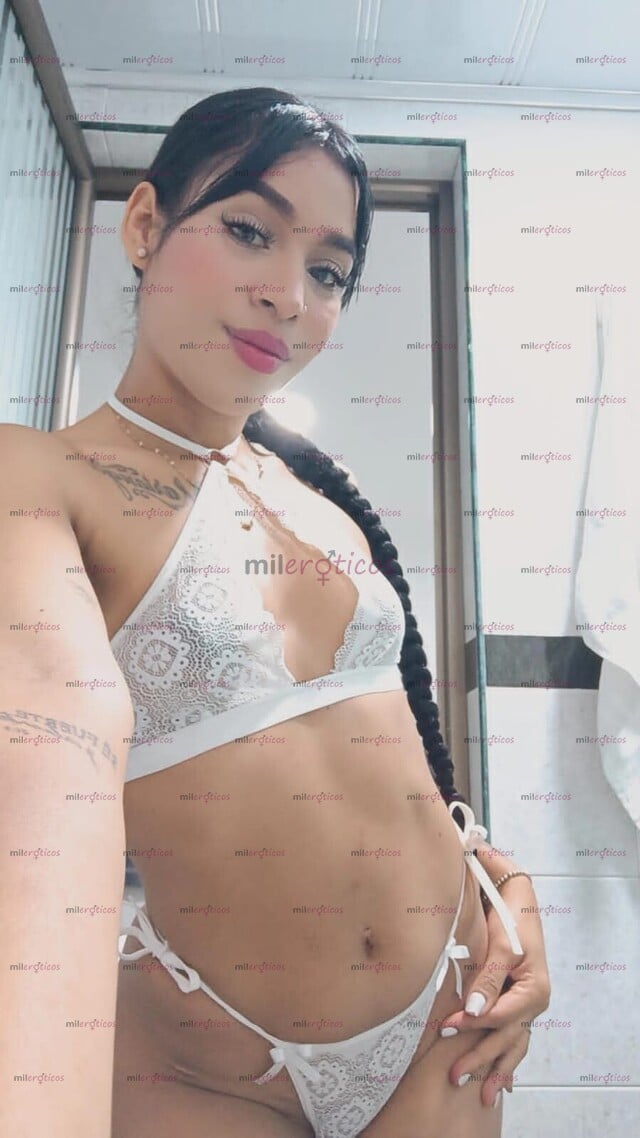 FOTOS DE 50K MAMASITA EMMA TIPO LOLI ARDIENTE CON CULO GRANDE APRETADITA
