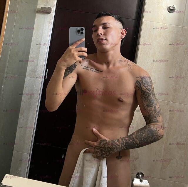 FOTOS DE CHICO JOVEN VERSÁTIL LLEGANDO A TU CIUDAD POR PRIMERA VEZ
