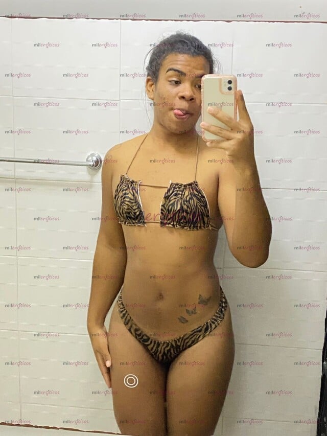 FOTOS DE HOLA MIS AMORES ME LLAMO CHARI VENGO A COMPLACERTE RICO