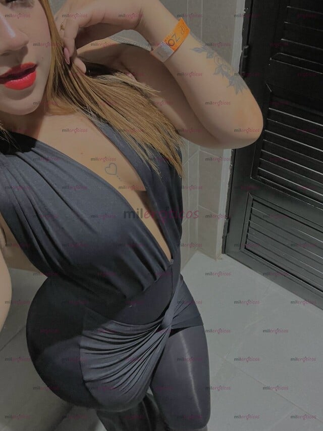 FOTOS DE SCARLETH DELICIOSA NIÑA DE 19 AÑOS DISPUESTA A DARTE PLACER