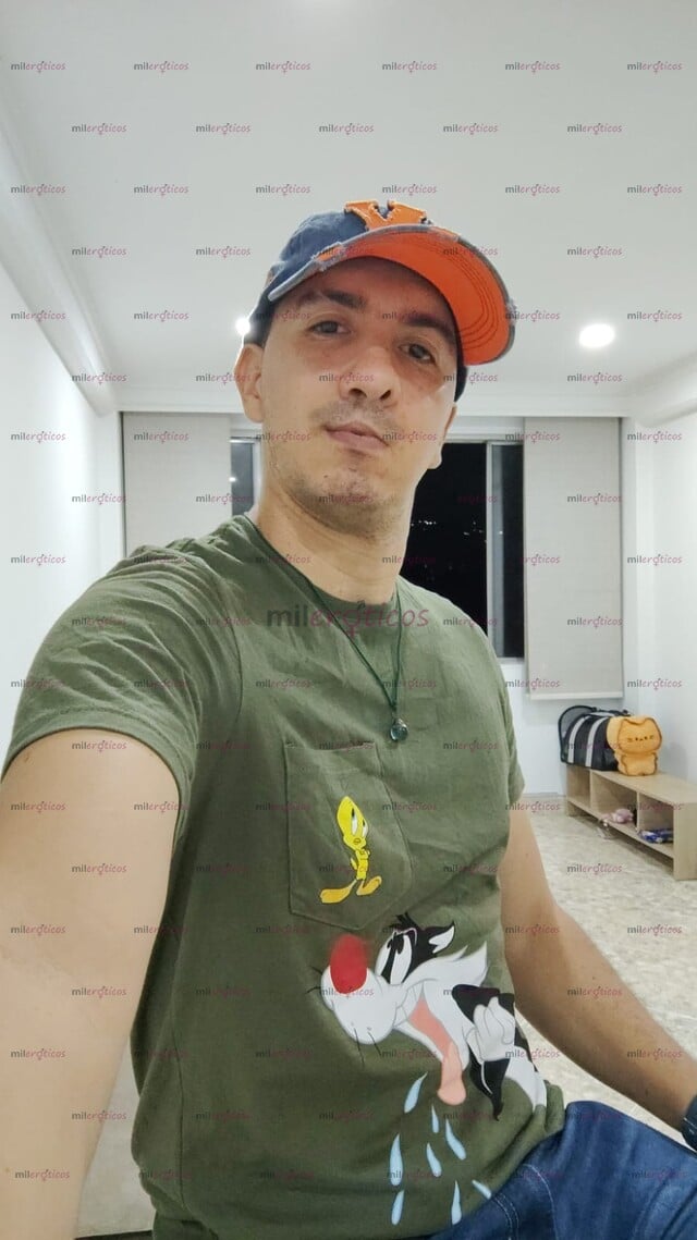 FOTOS DE LUCAS MARTINEZ, DOMINANT TOP WITH A 22 CM COCK ASS FUCKER EXTRAORDINAIRE