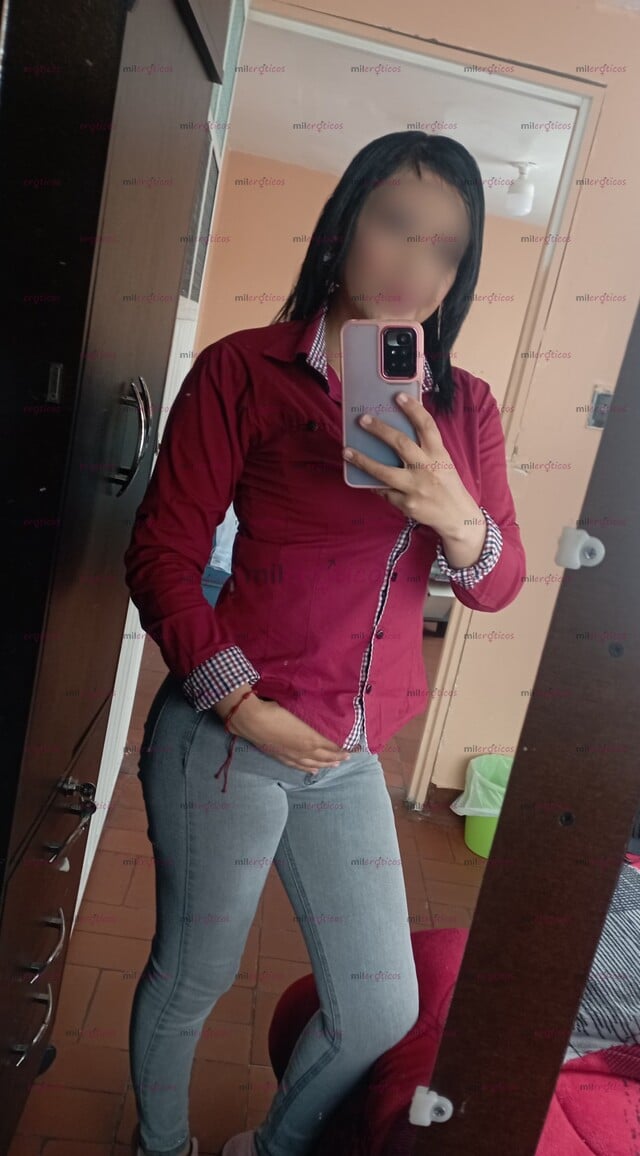 FOTOS DE LUNDA FLACA TONIFICADA Y HERMOSA MUY COMPLACIENTE DISCRETA Y MUY HERMOSA