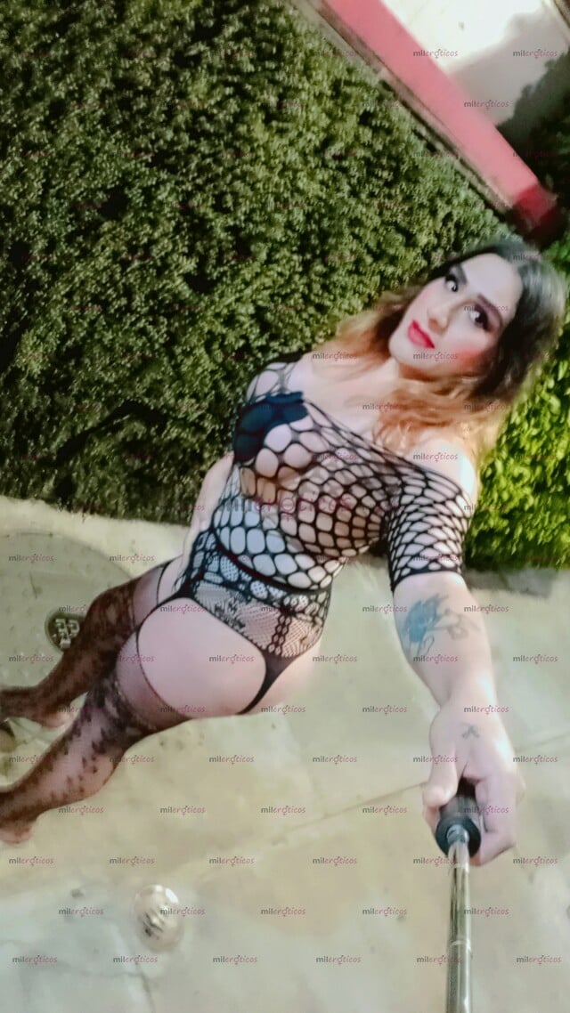 FOTOS DE NENA PERVERTIDA DISPUESTA A DARTE UN RICO RATO DE PLACER MUCHO SEXO MUY CACHONDO