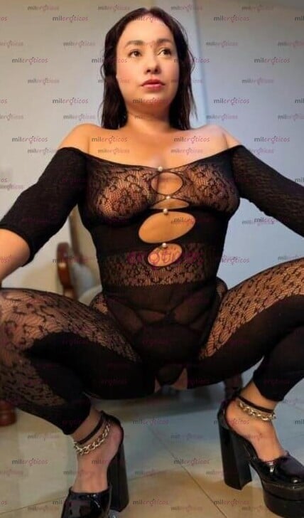 FOTOS DE HERMOSA CALEÑA SEXY MUY CALIENTE MULTIORGASMICA