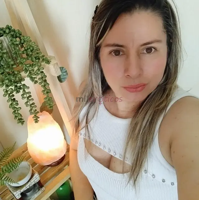 Masaje real soy una mujer madura que puede ofrecerte un momento muy agradable dejate seducir por la la magia de el erostimo y la vez descansar tu cuer...