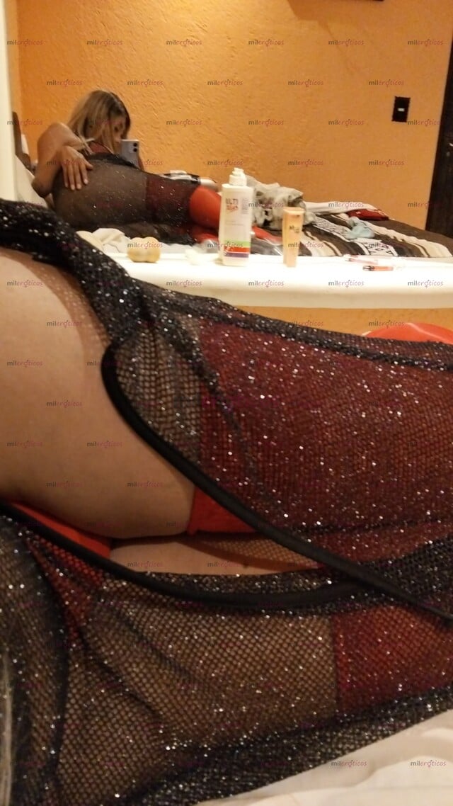 FOTOS DE SOY TU MUÑEQUITA CON UN HERMOSO CARAMELO ENTRE LAS PIERNAS SEX HOT
