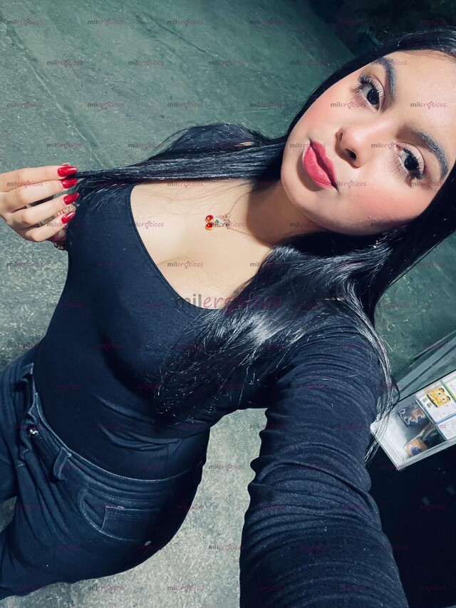 FOTOS DE HOLA AMOR, SOY UNA FLACA DE 18 AÑOS MUY CALIENTE TE ESPERO