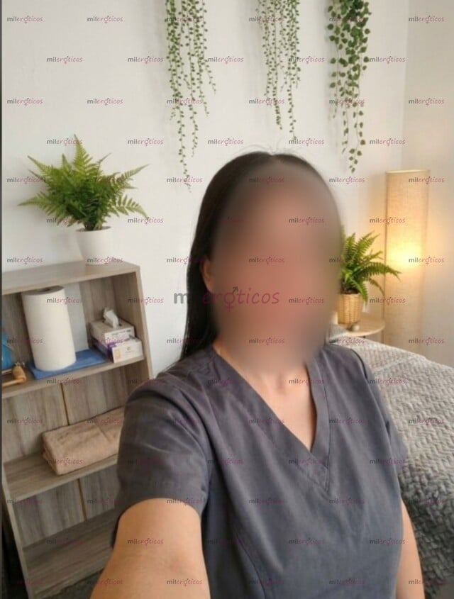 FOTOS DE UN MASAJE PARA ALIVIAR EL ESTRÉS ? O PARA CONSENTIR TU CUERPO ?