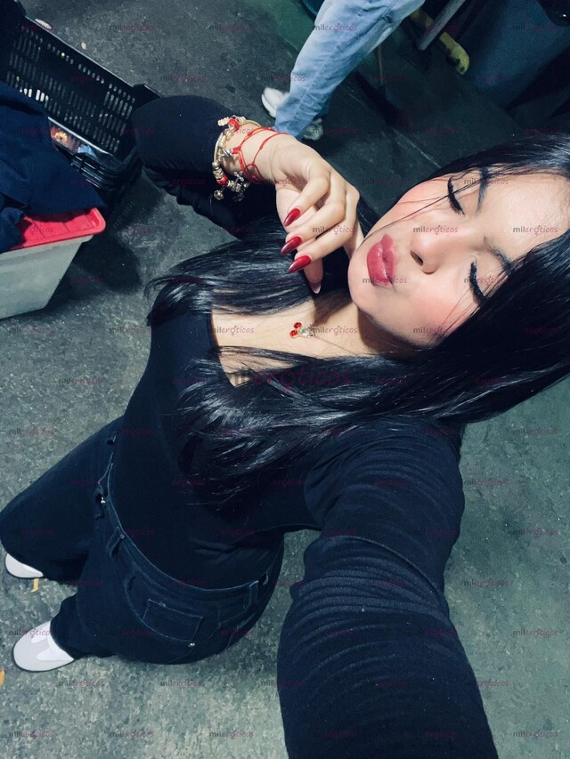 FOTOS DE HOLA AMOR, SOY UNA FLACA DE 18 AÑOS MUY CALIENTE TE ESPERO
