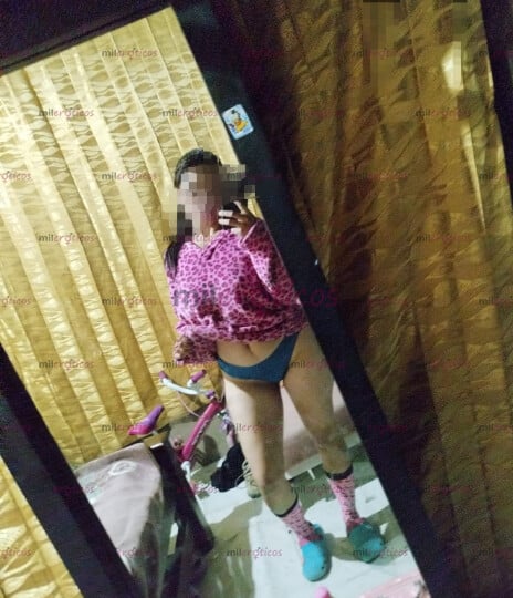 FOTOS DE UNA HERMOSA MONA COMPLACIENTE PARA SATISFACER TUS DESEOS SEXUALES