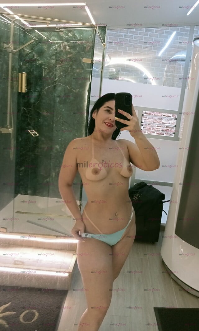 FOTOS DE MAMASITA MOJADITA ME ENCANTA EL SEXO EN TODAS LAS POSES ORAL Y MASAJES