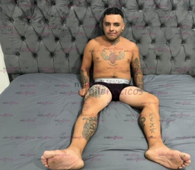 FOTOS DE REGRESO EL MACHO CHAKAL TATUADO CON LA VERGA MAS GRANDE GRUESA Y LLENA DE LECHE