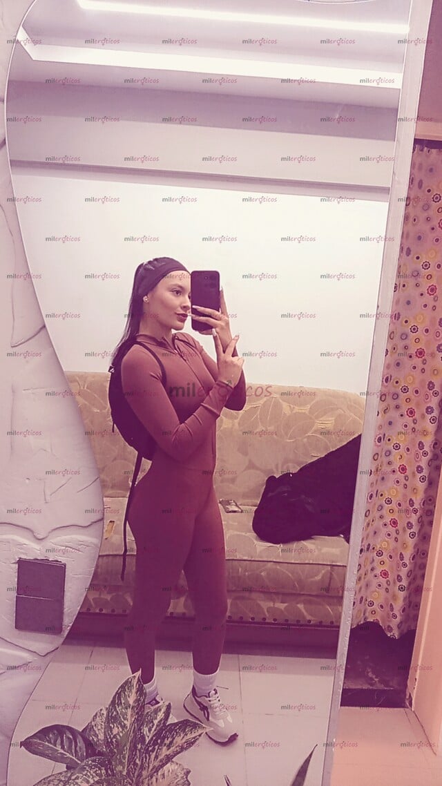 FOTOS DE HOLA SOY HABRÍANA SOY LA FLAQUITA DE TUS SUEÑOS