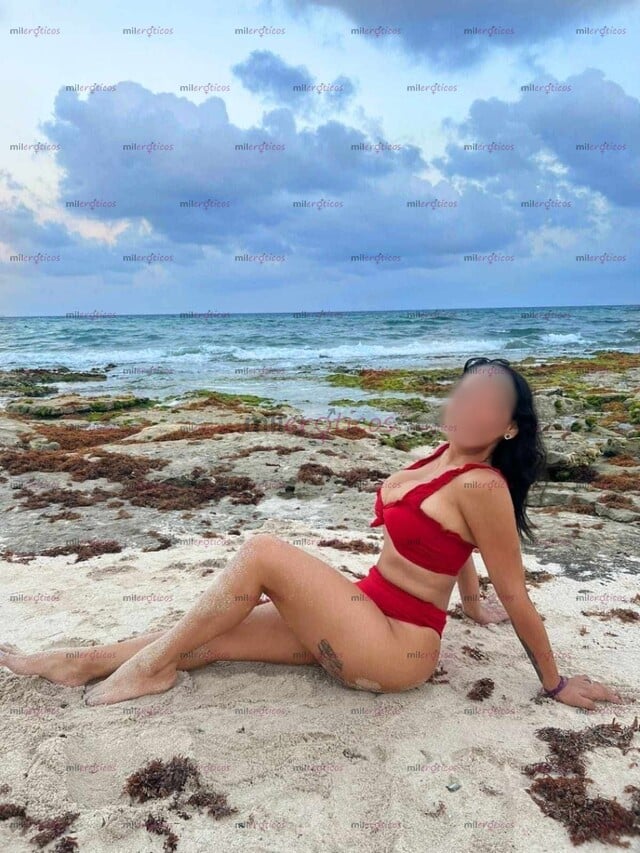 FOTOS DE TETONA ,COGELONA MOJADITA Y COMPLACIENTE