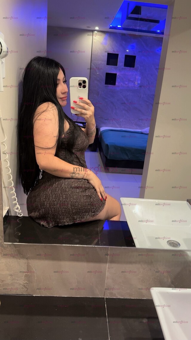 FOTOS DE BRISLETH DE UNAS CADERAS PERFECTAS Y UNAS NALGAS ÚNICAS