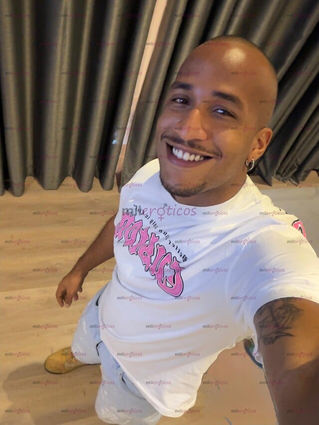 FOTOS DE NEGRO, 1,82, MACHO, COSTEÑO, 23 CM, SCORT ACTIVO 100% DISPONIBLE AHORA