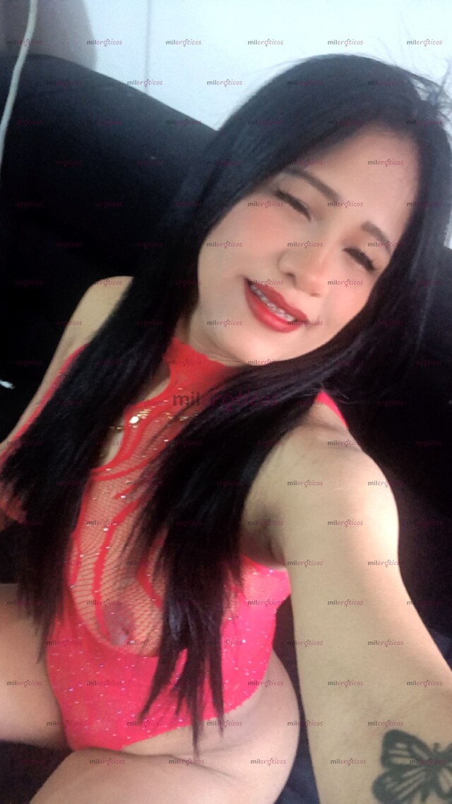 FOTOS DE HOLA SOY NIKOL UNA MORENA FALCA BUENA ESTATURA ALTA NALGONA
