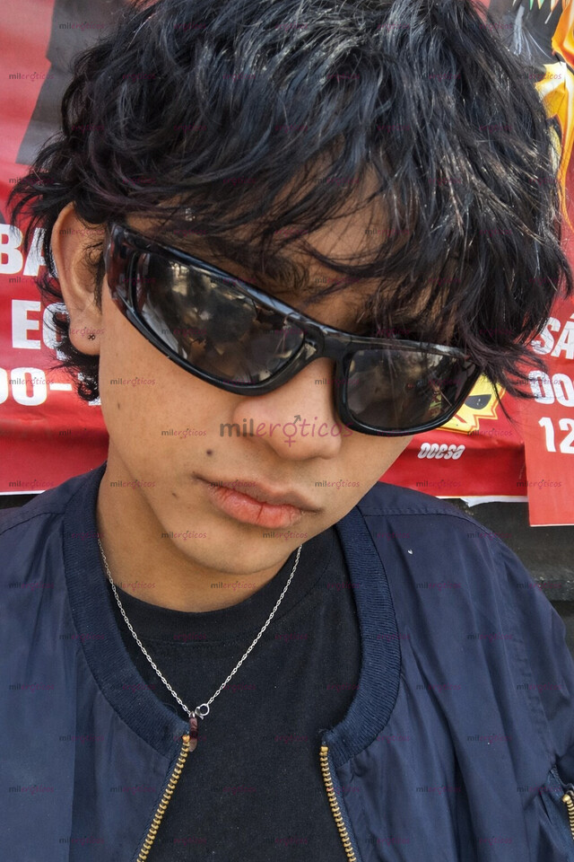 FOTOS DE JOVEN DE 18 AÑOS, BUSCANDO APRENDER Y ENSEÑARTE