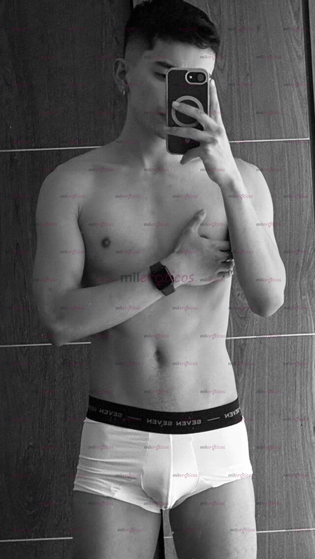 FOTOS DE EXPERIENCIA EXCLUSIVA CON CHICO JOVEN Y ATRACTIVO