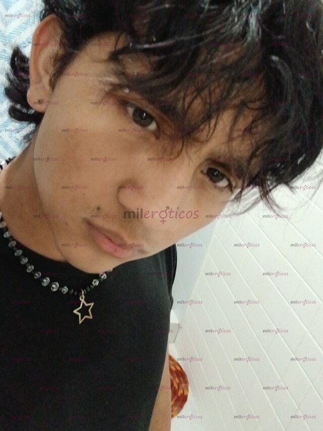 FOTOS DE JOVEN DE 18 AÑOS, BUSCANDO APRENDER Y ENSEÑARTE