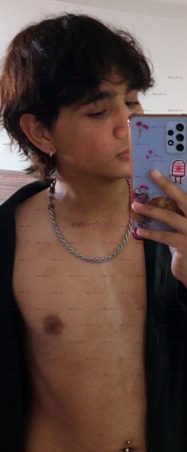 FOTOS DE JOVEN DE 18 AÑOS, BUSCANDO APRENDER Y ENSEÑARTE