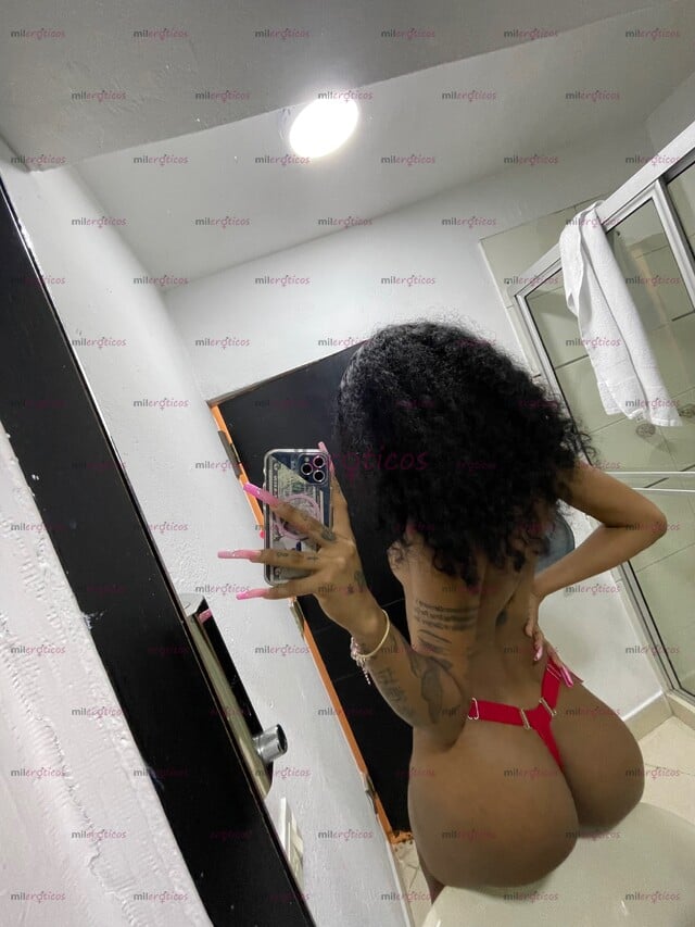 FOTOS DE CHICA MORENA SEXY Y JOVEN SUMISA DOTADA VERSÁTIL