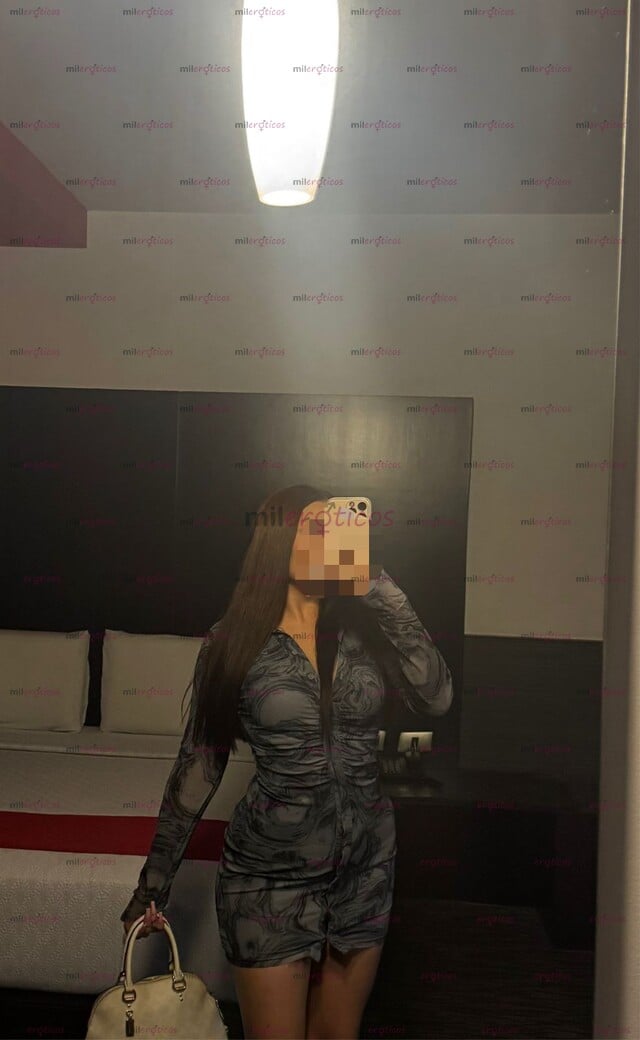 FOTOS DE ARIEL CHICA NATURAL DE 23 AÑOS, ME ENCANTA EL SEXO ORAL Y CORRERME A CHORROS