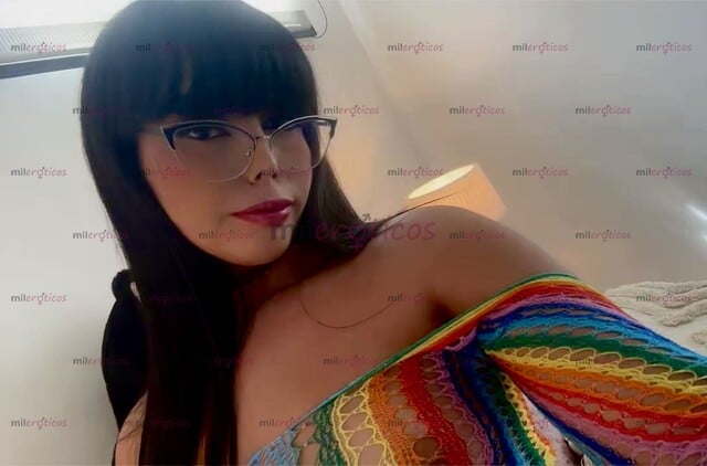 FOTOS DE SIN SITIO .SOY UNA CHICA 20 AÑOS . QUIERES DIVERTIRTE CON MI GRAN CULO ESCRÍBAME