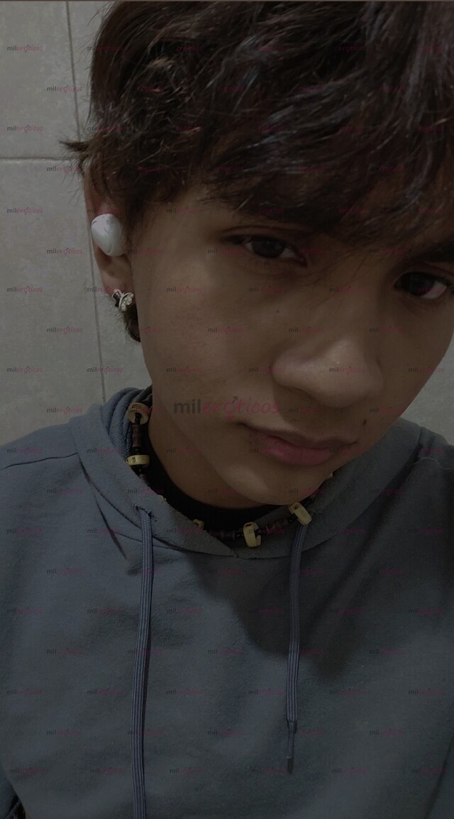 FOTOS DE JOVEN DE 18 AÑOS BUSCANDO APRENDER DE TI.
