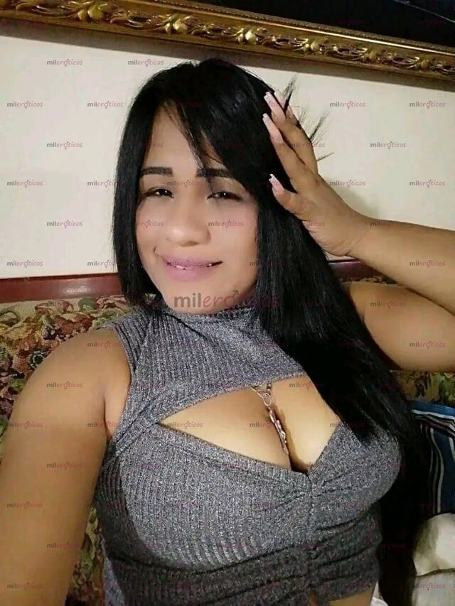 FOTOS DE HOLA MIS AMORES SOY NIKOL UNA MORENA FLACA NALGONA MUY COMPLACIENTE