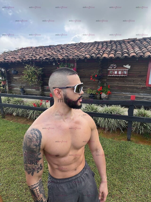 FOTOS DE COLOMBIANO ACTIVO VERGON, AMABLE ,DOMINANTE Y COMPLACIENTE !