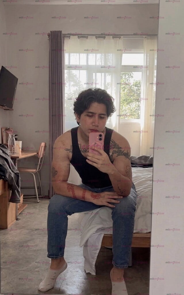 FOTOS DE REGIO BONITO DE 24 AÑOS EN CDMX COMPAÑÍA SALIDAS MASAJES