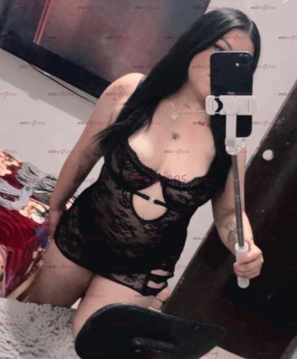 FOTOS DE FEER CHAPARRITA CURVY CALIENTE, GUAPA Y SOBRE TODO MUY COMPLACIENTE
