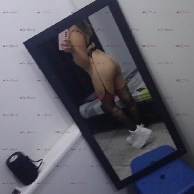 FOTOS DE HERMOSA Y ARDIENTE CON GANAS DE FOLLAR NATURAL Y ARRECHITA