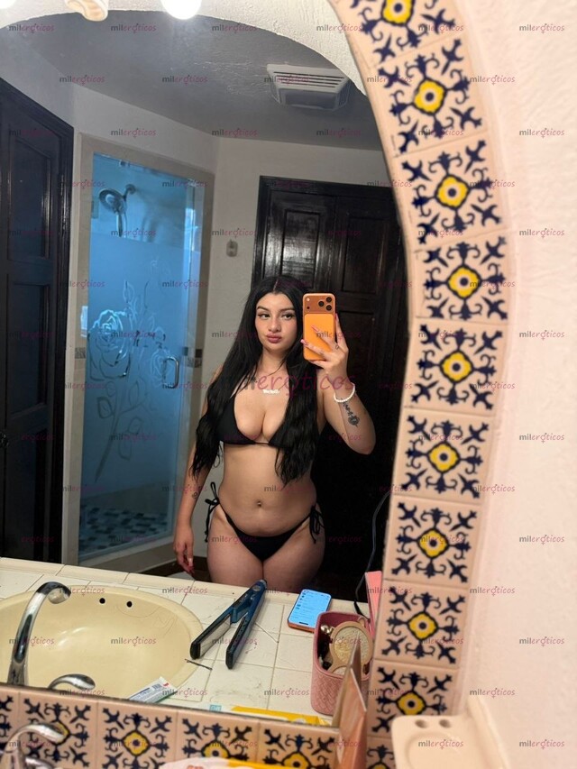 FOTOS DE ALEXA, CHICHONA, CACHONDA DE PIEL BLANQUITA PARA TI BB