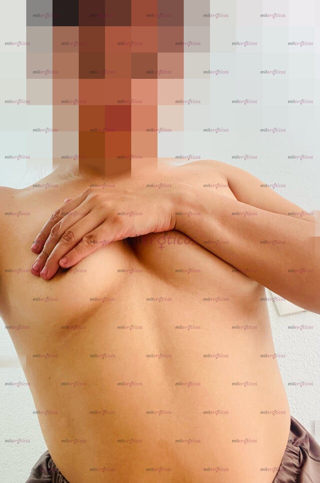 FOTOS DE KIM CON LUGAR EN SANTA MARÍA LA RIBERA PIERNUDA, JOVEN Y CALIENTE