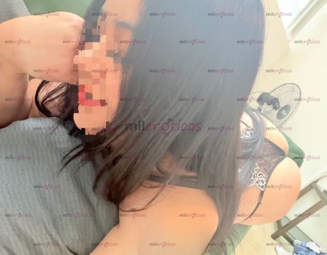 FOTOS DE LINDA CHAPARRITA ESCARLET SÚPER CALIENTE Y SEXY CON GANAS DE BUEN SEXO DELICIOSO