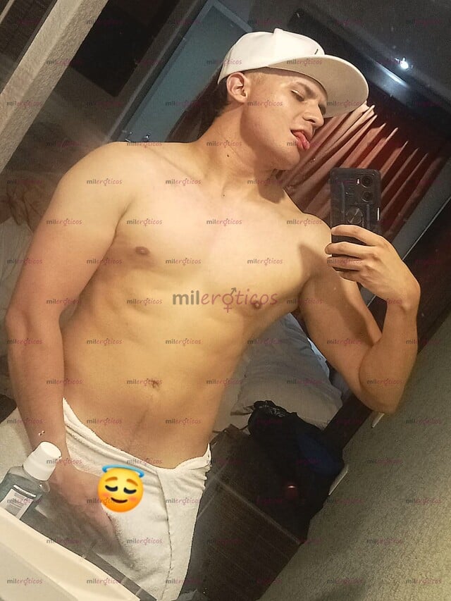 FOTOS DE FUCK BOY CUMPLIENDO FANTASÍAS CONTACTA.