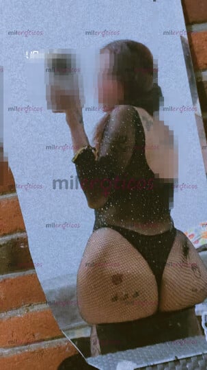 FOTOS DE HOLA MI AMOR ME LLAMO VANIA DE TAN SOLO 26 AÑOS UNA NENA MUY APRETADITA Y CACHON