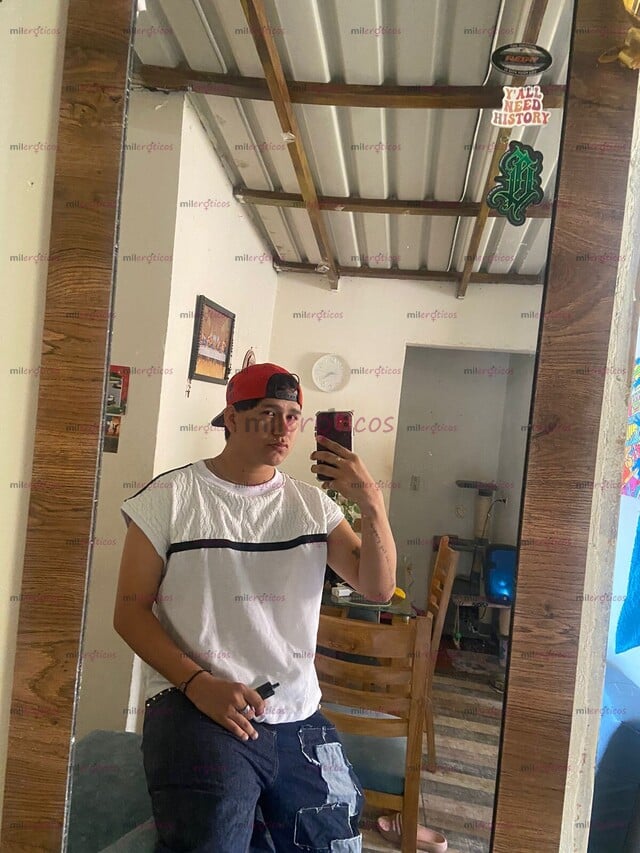 FOTOS DE POLLO RECIÉN LLEGADO A TU CUIDAD BIEN LECHERO PARA COMPLACERTE AL MÁXIMO CON APT