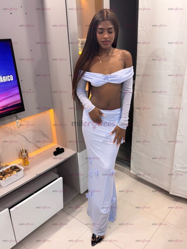 FOTOS DE MORENITA DIVERTIDA ALEGRE SUMISA PERVERSA