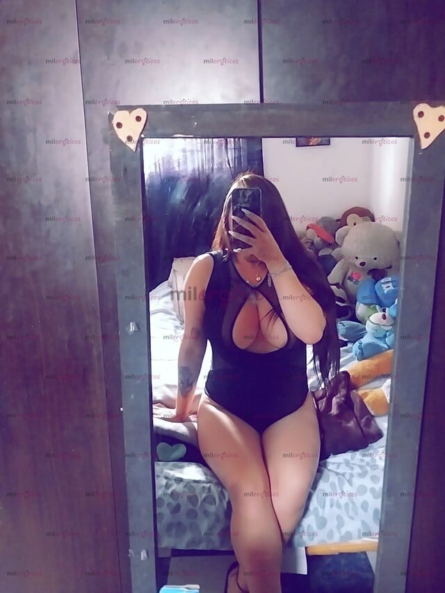 FOTOS DE DAMA MADURA PAISA CABELLO LARGO CURVAS VOLUPTUOSAS CON GANAS DE HACERTE PASAR LA