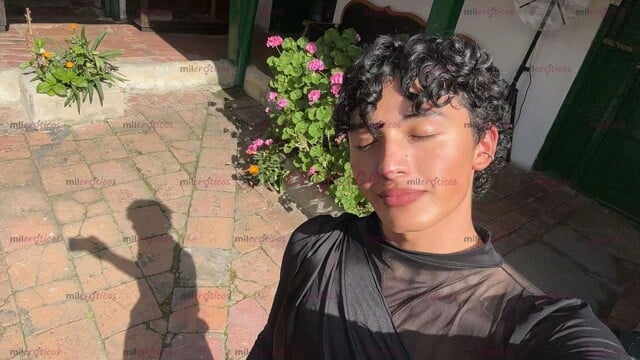 FOTOS DE DISPONIBLE JOVEN SUMISO 18, PASIVO FEM TRAGÓN EN BOGOTÁ