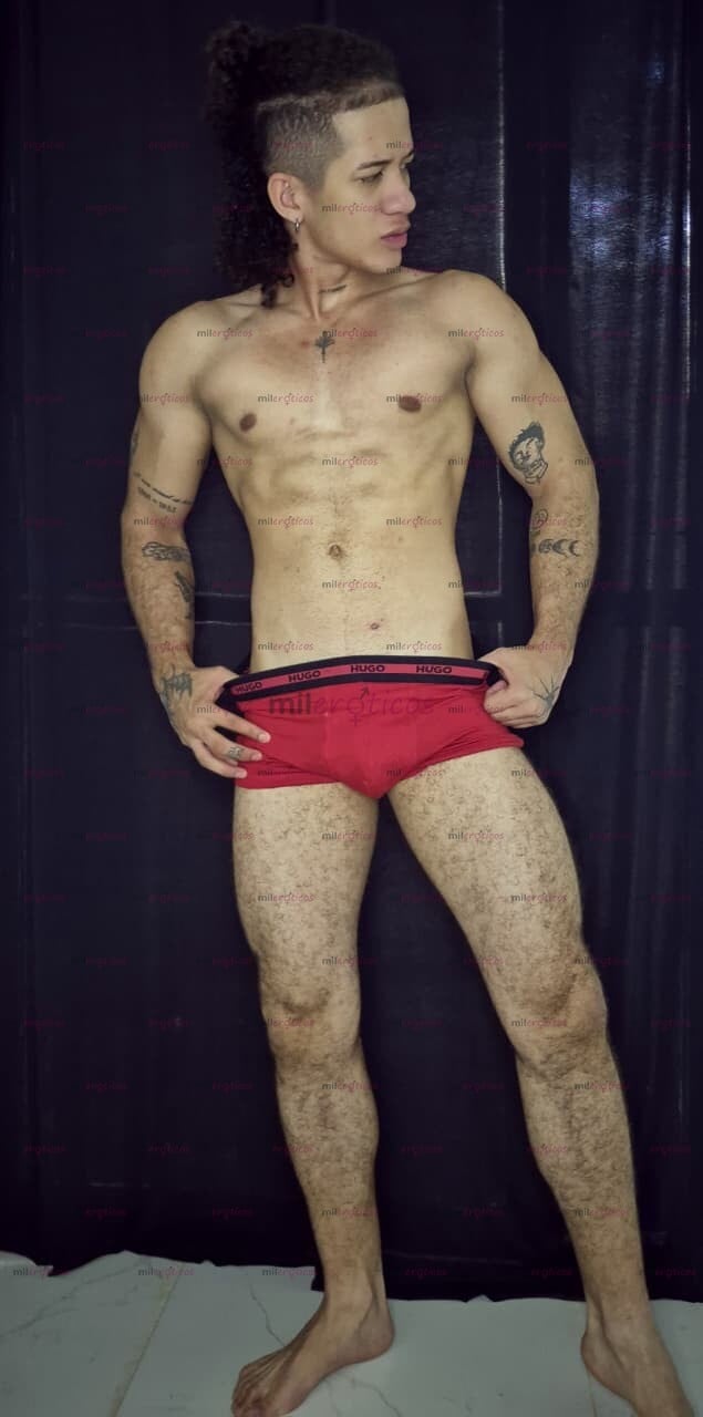 FOTOS DE ESCORT HETERO PARA DAMAS Y PAREJAS, TE OFREZCO EXCELENTE ENTRETENIMIENTO SEXUAL.