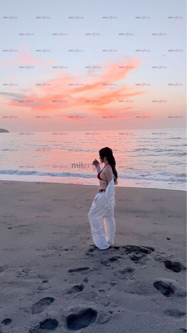 FOTOS DE UTIMO DIA EN MERIDA NICKY HERMOSA RUBIA NATURAL Y MUY CALIENTE