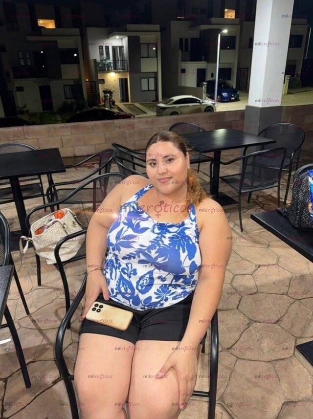 FOTOS DE CHICA GORDITAA DISPONIBLE PARA TI... ENVÍA MENSAJITOOO