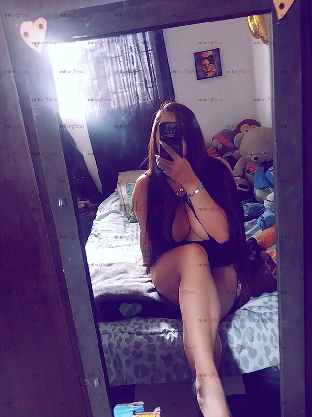 FOTOS DE PAISA VOLUPTUOSA CABELLO LARGO MADURA CON GANAS DE HACERTE PASARLA MEJOR NOCHE D